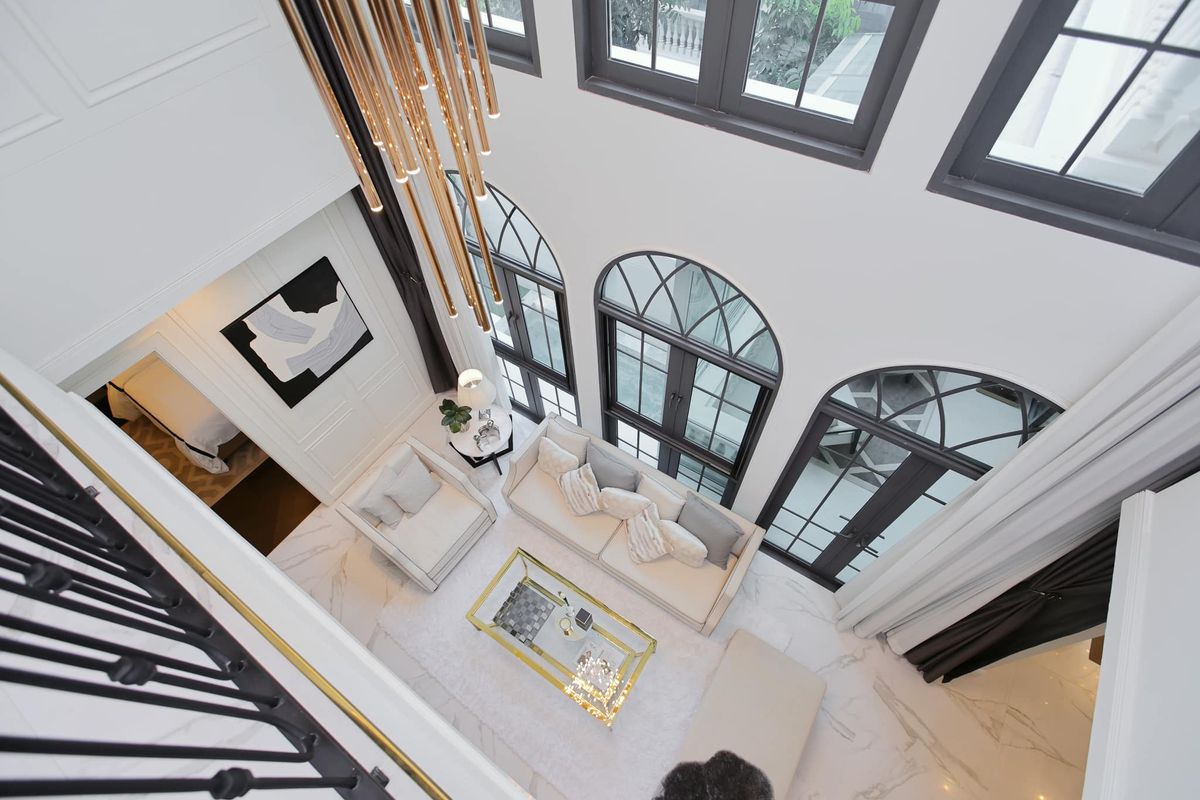 ขายบ้านสุขุมวิท อโศก ทองหล่อ : 👑บ้านสวยตกแต่ง พร้อมอยู่ ในเอกมัย 22 👑บ้านออกแบบโดย Hirsch Bedner Associates (HBA)