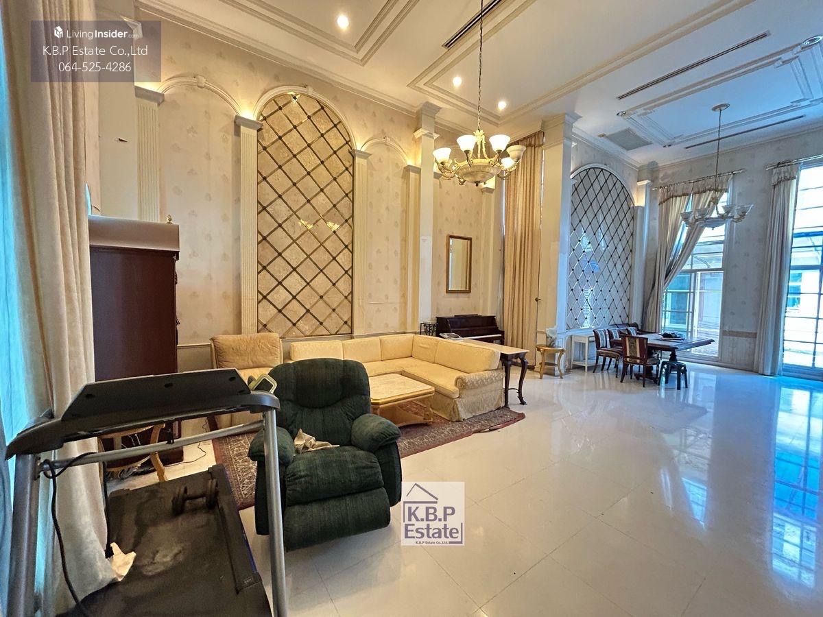 ขายทาวน์โฮมสาทร นราธิวาส : ขายทาวน์โฮม ขนาดใหญ่ 4ห้องนอน 6ห้องน้ำ 