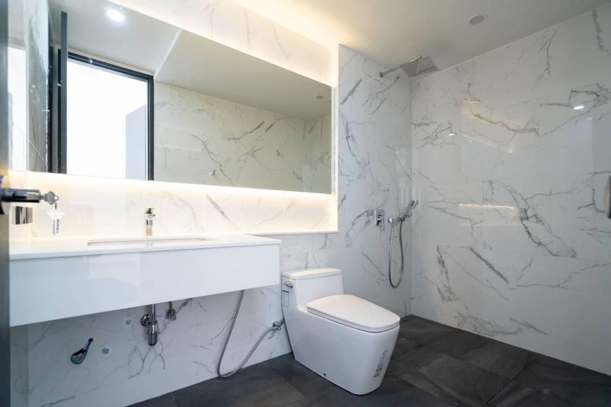 ขายทาวน์โฮมสุขุมวิท อโศก ทองหล่อ : Townhome 3 ชั้น 4 ห้องนอน ใจกลางสุขุมวิท 15 ทำเลศักยภาพ ราคาคุ้มค่าสุดๆ