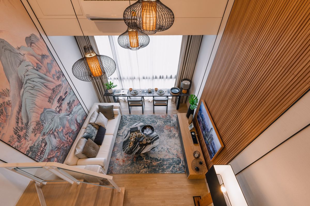 For SaleCondoRama9, Petchburi, RCA : Luxury condo for sale in Landmark at MRTA RAMA 9, 19 floors, living space 27.50 sq.m., 1st floor, 1 bedroom, 1 living room, with special services from Cassia. Convenient transportation, near the MRT Station, Rama 9 Orange Station.