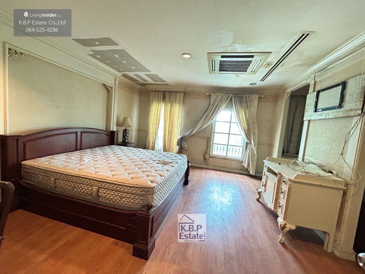 ขายทาวน์โฮมสาทร นราธิวาส : ขายทาวน์โฮม ขนาดใหญ่ 4ห้องนอน 6ห้องน้ำ 