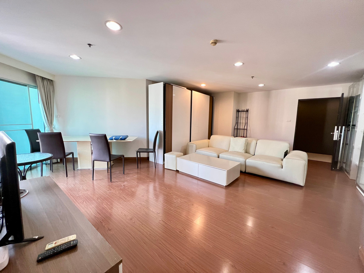 For SaleCondoRama9, Petchburi, RCA : ✨Condo for Sale: Belle Grand Rama 9 - 3 Bedrooms in Prime Location 🏙️✨