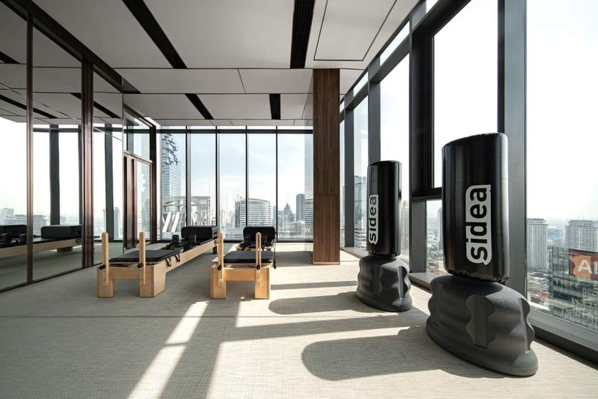 ขายคอนโดสาทร นราธิวาส : ANIL Sathorn 12 