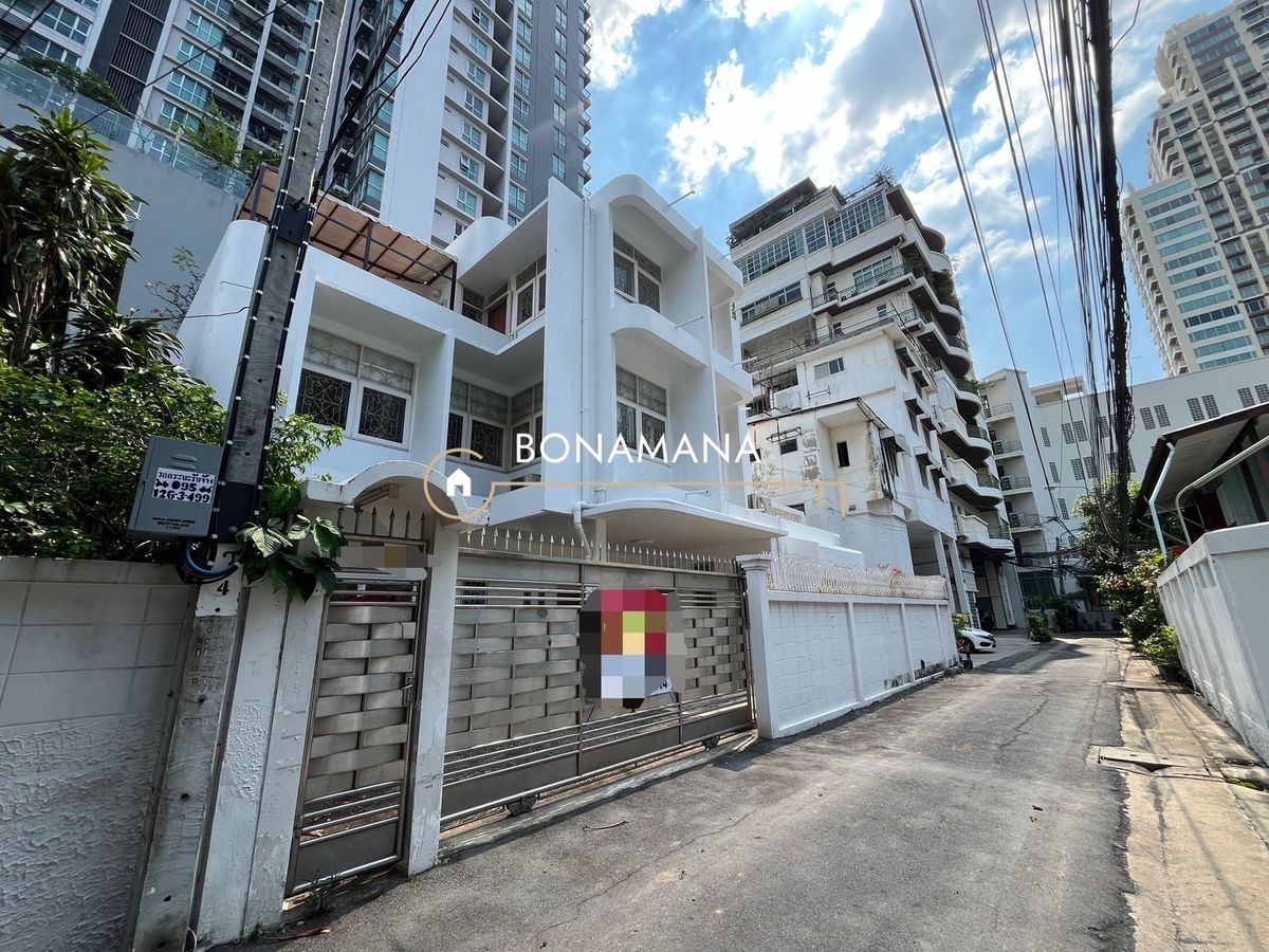 For RentHome OfficeSathorn, Narathiwat : Rent a detached house/home office, Sathorn (BTS Chong Nonsi 600M)