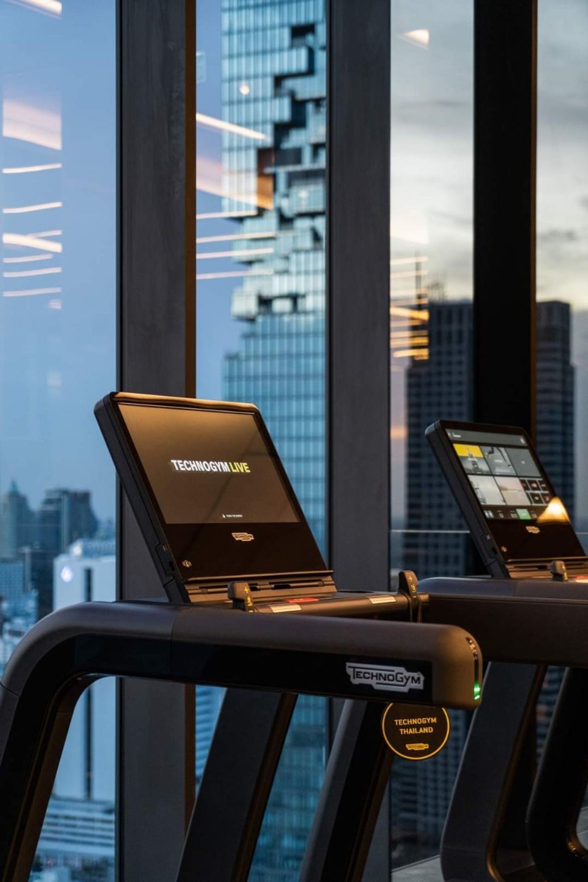 ขายคอนโดสาทร นราธิวาส : ANIL Sathorn 12 