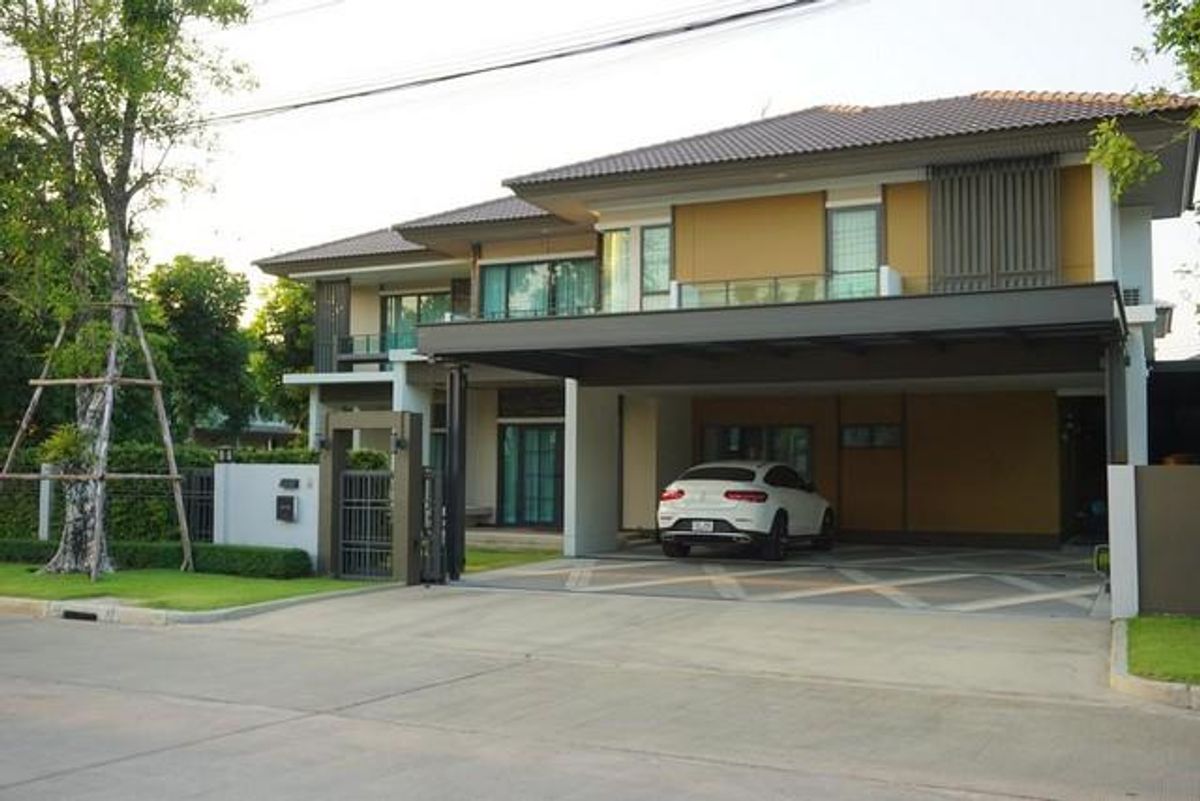 HouseNonthaburi, Bang Yai, Bangbuathong : 2 storey detached house for sale, 113 sq.w., Ratchapruek area, Nonthaburi, Pak Kret, Burasiri Ratchapruek-345, corner converter on the main road opposite the club house. Near the Udon Ratthaya Expressway Robin Sansan Lifestyle Ratchapruek