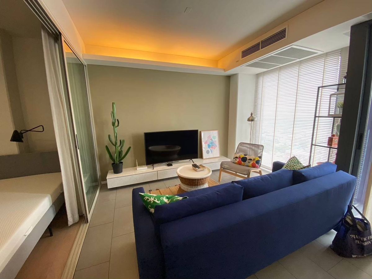 For RentCondoAri,Anusaowaree : Im free today !!! Highly beautiful room