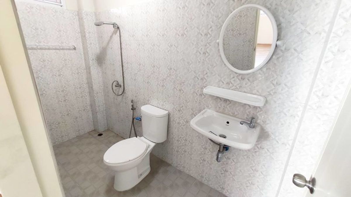 ขายบ้านมีนบุรี-ร่มเกล้า : ขายบ้านเดี่ยว 32 ตารางวา สร้างใหม่  มือหนึ่ง 2 ห้องนอน ซอยเลียบวารี 27 ใกล้ บิ๊กซี โลตัส เขตหนองจอก กรุงเทพฯ