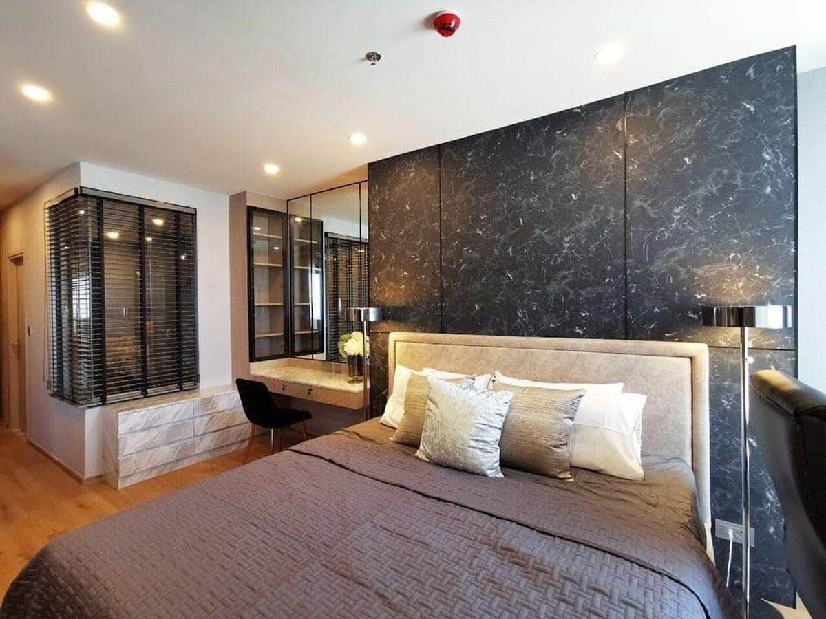 For RentCondoRatchathewi,Phayathai : 🔥 Luxury Condo for Rent – Q Chidlom–Phetchaburi 💎 Fully Furnished & Elegant! 💥 Ready to Move In!