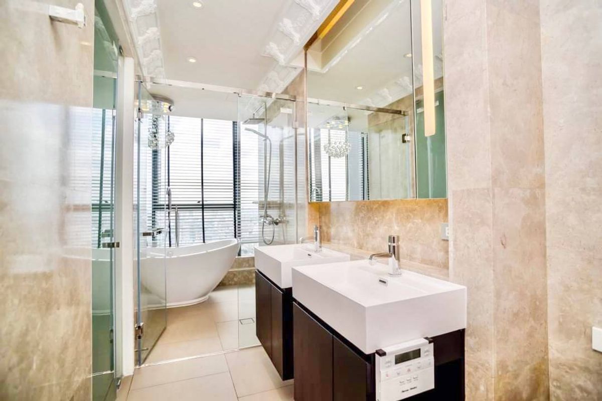 For RentCondoSukhumvit, Asoke, Thonglor : • 𝐏𝐞𝐧𝐭𝐡𝐨𝐮𝐬𝐞 • 𝐋𝐏𝐍 𝟐𝟒 • 𝟑 𝐁𝐞𝐝 𝐁𝐚𝐭𝐡 𝐁𝐚𝐭𝐡 • 𝟏𝟐𝟔 𝐒𝐪𝐦. • 𝟏𝟑𝟖, 𝟎𝟎𝟎 • 𝐑𝐢𝐯𝐞𝐫 𝐕𝐢𝐞𝐰 𝐈𝐃 𝐈𝐃: 𝐕𝐚𝐬𝐬𝐢𝐥𝐲