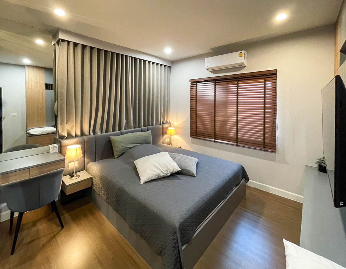 For SaleHousePattanakan, Srinakarin : Setthasiri House for sale, 3 bedrooms, 63 square meters, 181 sqm. After the corner, there is a housekeeper near Suvarnabhumi Onnut Prawet Chalerm Phrakiat Rama 9 Lat Krabang: SL25S-006