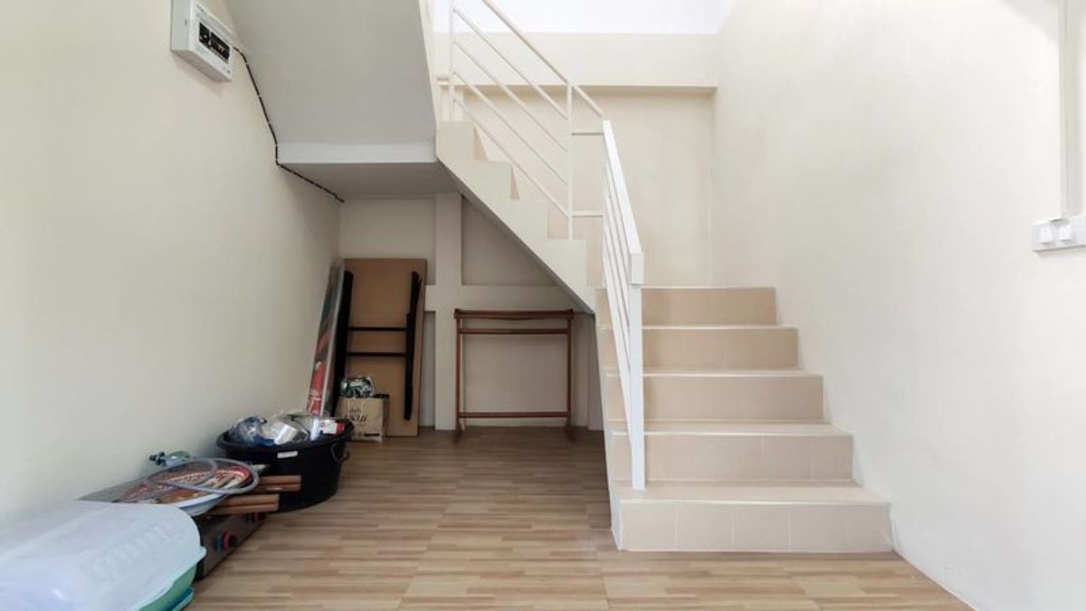 ขายบ้านมีนบุรี-ร่มเกล้า : ขายบ้านเดี่ยว 32 ตารางวา สร้างใหม่  มือหนึ่ง 2 ห้องนอน ซอยเลียบวารี 27 ใกล้ บิ๊กซี โลตัส เขตหนองจอก กรุงเทพฯ