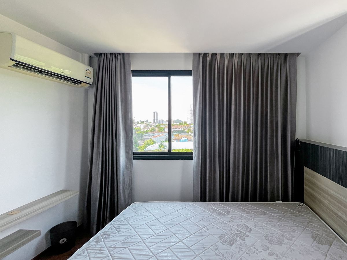 For SaleCondoSriracha Laem Chabang Ban Bueng : Foreigner Quota Condo for sale. Stasia Residence Sriracha, size 36.41, 3rd floor, the best price.