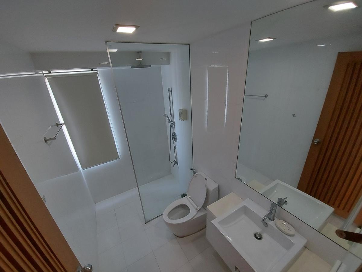 ให้เช่าคอนโดพระราม 9 เพชรบุรีตัดใหม่ RCA : My Resort Bangkok, 2 bed, 35000 per month