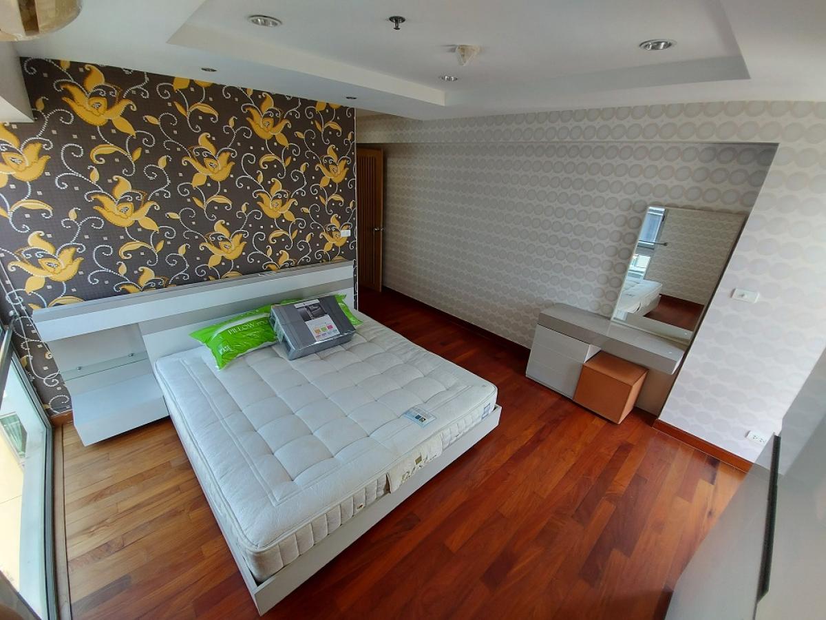 ให้เช่าคอนโดพระราม 9 เพชรบุรีตัดใหม่ RCA : My Resort Bangkok, 2 bed, 35000 per month