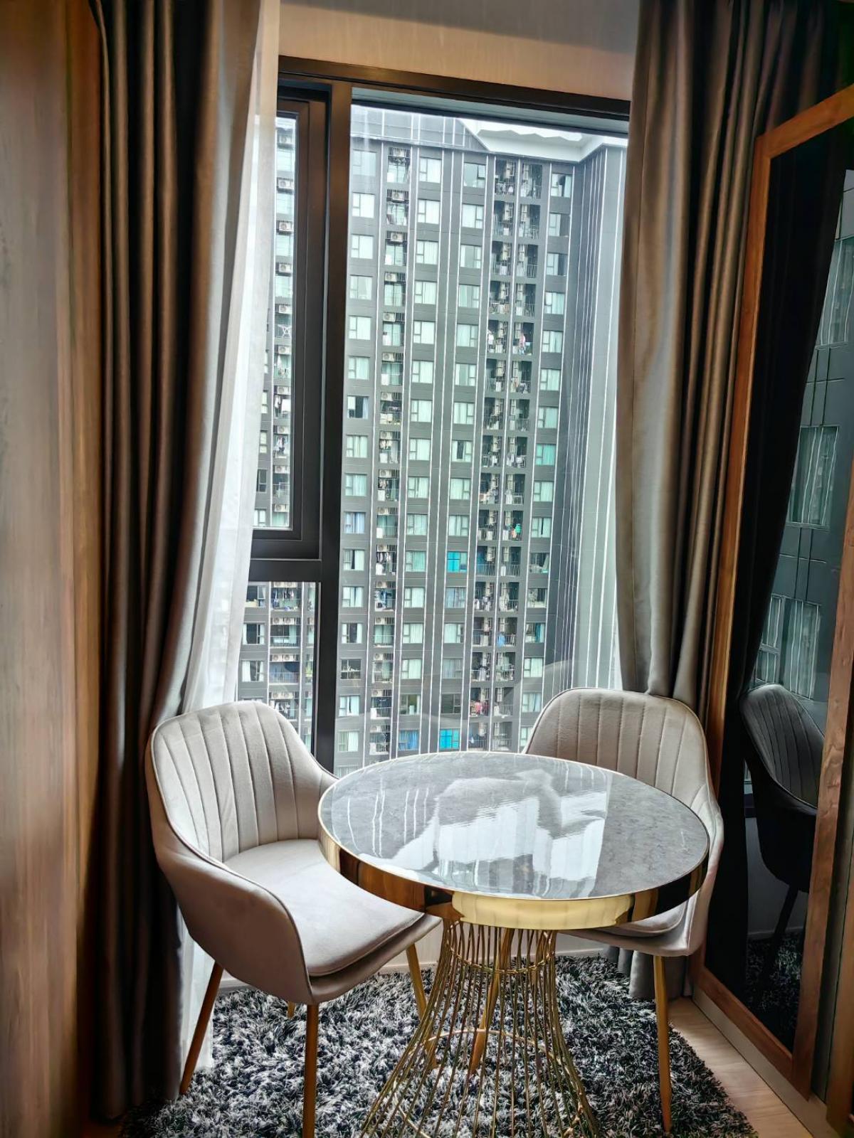 ให้เช่าคอนโดพระราม 9 เพชรบุรีตัดใหม่ RCA : เช่าคอนโด Life Asoke Hype 1 ห้องนอน ใกล้ MRT พระราม 9 พื้นที่ 26 ตร.ม. ราคาเพียง 18,500 บาท/เดือน พร้อมสิ่งอำนวยความสะดวกครบครัน!