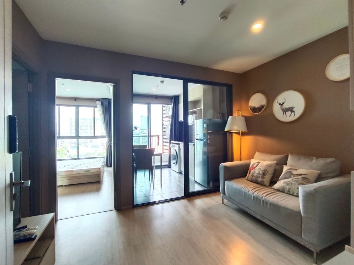 For RentCondoBangna, Bearing, Lasalle : 🟢 Ideo o2, 1 bed 33 sq m. 33rd floor Line ID: 0989393917