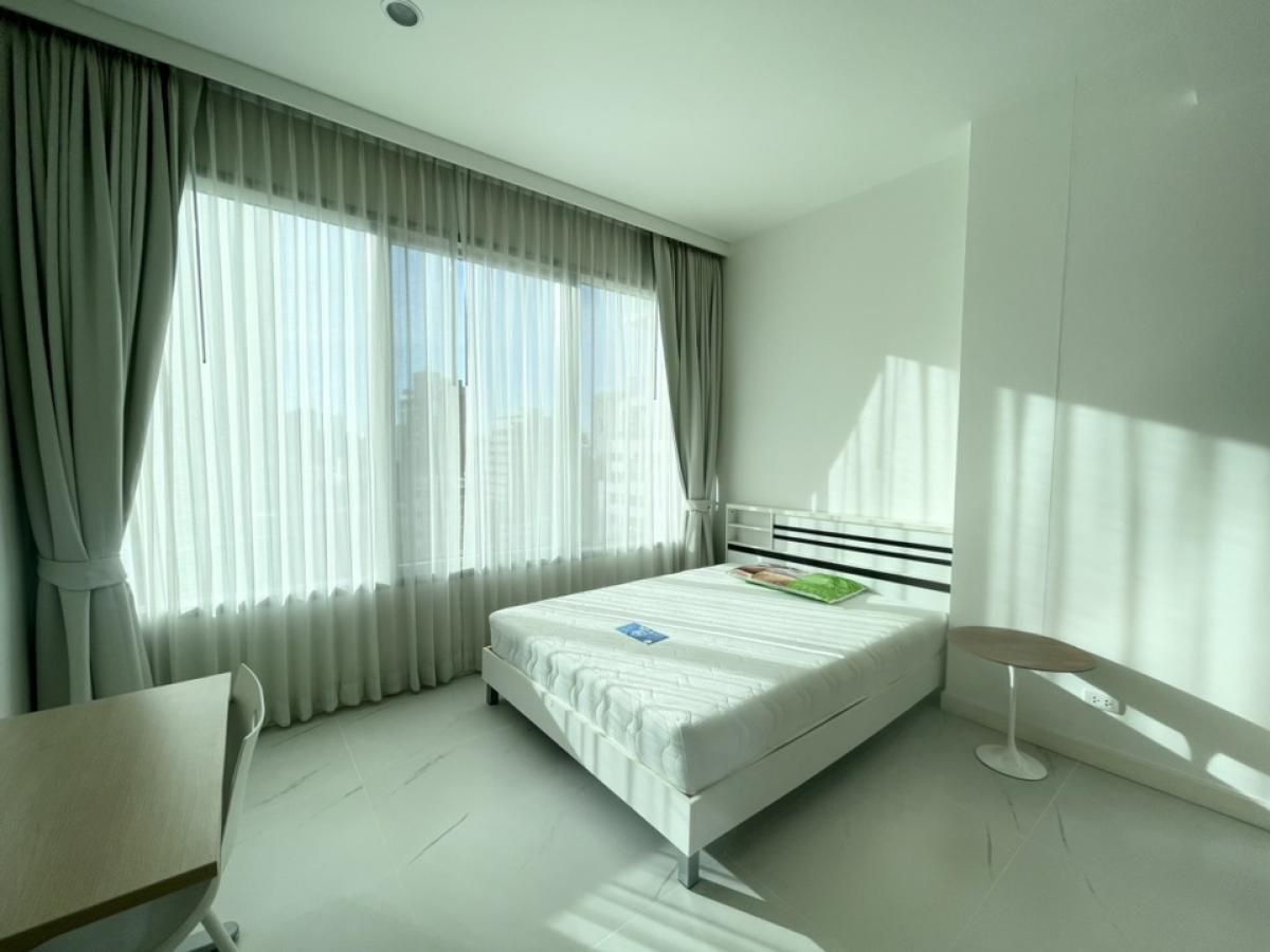 For SaleCondoWitthayu, Chidlom, Langsuan, Ploenchit : The quality of the Rajdamri area, Layout, very beautiful, wide room, good condition, the view ✨185 Rajadamri✨2 Bedroom 2 bathrooms, size 110 sqm. Near BTS Ratchadamri Tel.0982645161