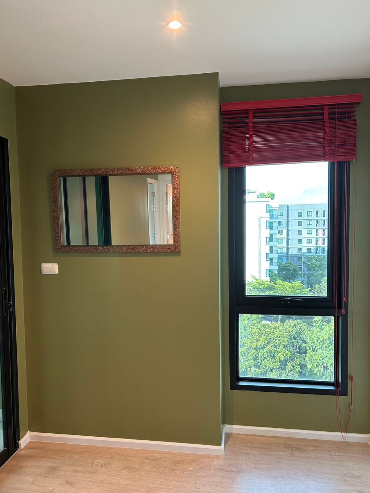 ขายคอนโดเสรีไทย-นิด้า : Sale condo iCondo Serithai Green Space (ไอคอนโด เสรีไทย กรีนสเปซ) ขาย ห้องหัวมุม (S03-1470) 