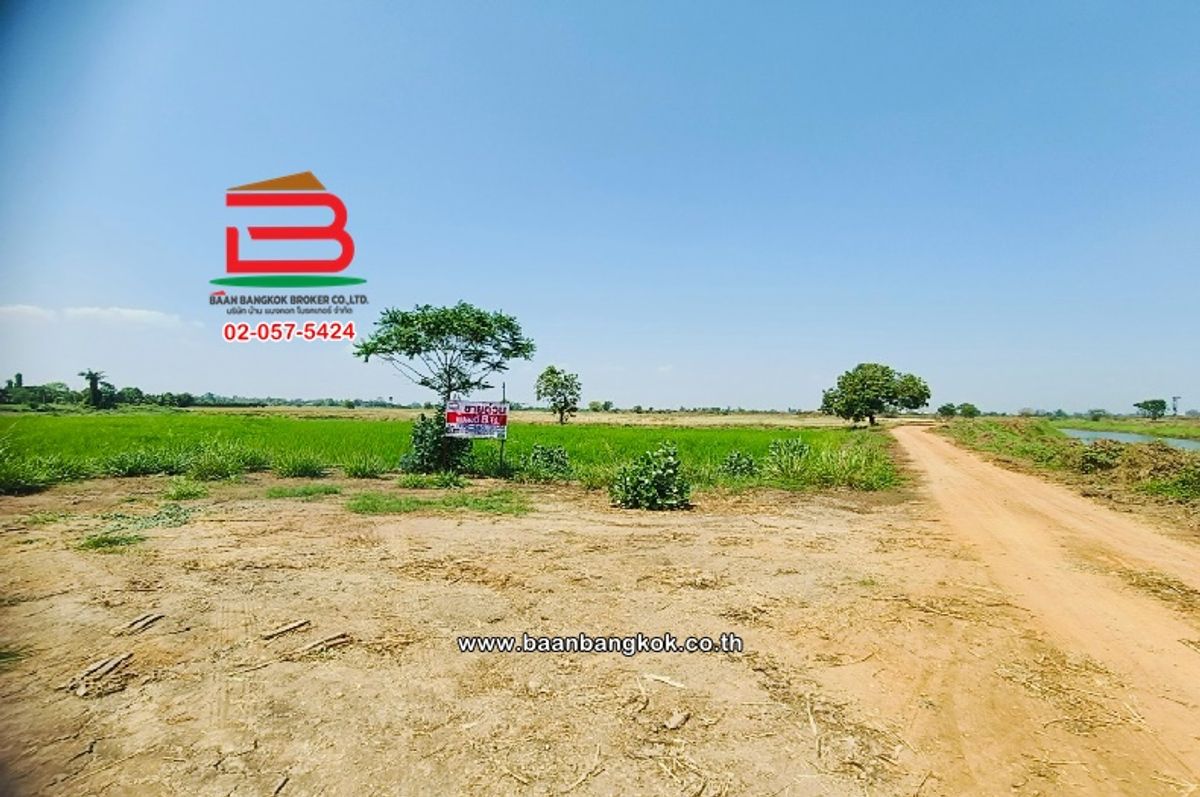 For SaleLandSuphan Buri : Vacant land convergence of the way (Wat Tham Khae), an area of ​​8 rai, Highway 340, Bang Nang Buat District, Suphan Buri Province