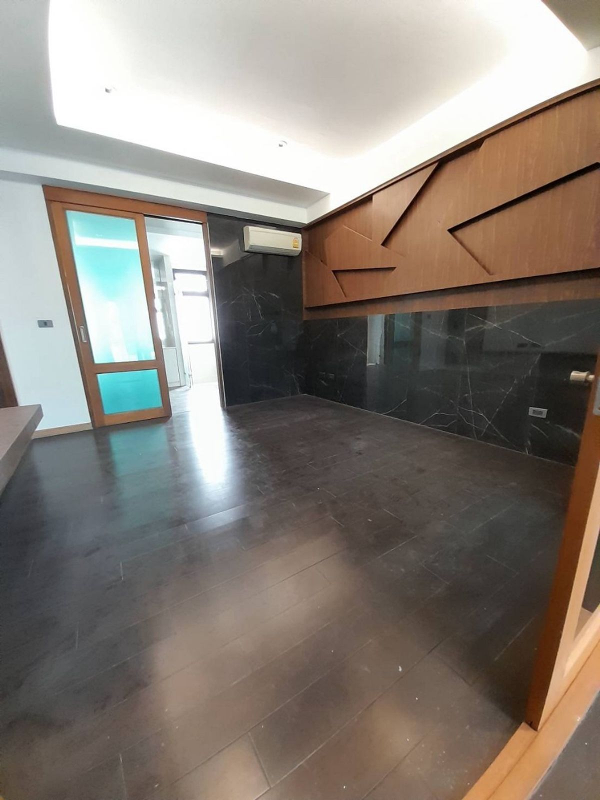 ขายทาวน์โฮมอ่อนนุช อุดมสุข : ขาย พร้อมผู้เช่า ถึง กรกฎาคม 2569
Townhouse Sukhumvit 3ชั้น  พื้นที่กว้างห้องจัดแยกเป็นสัดส่วน ทำเลดี ใกล้ทางพิเศษฉลองรัช พร้อมเข้าอยู่