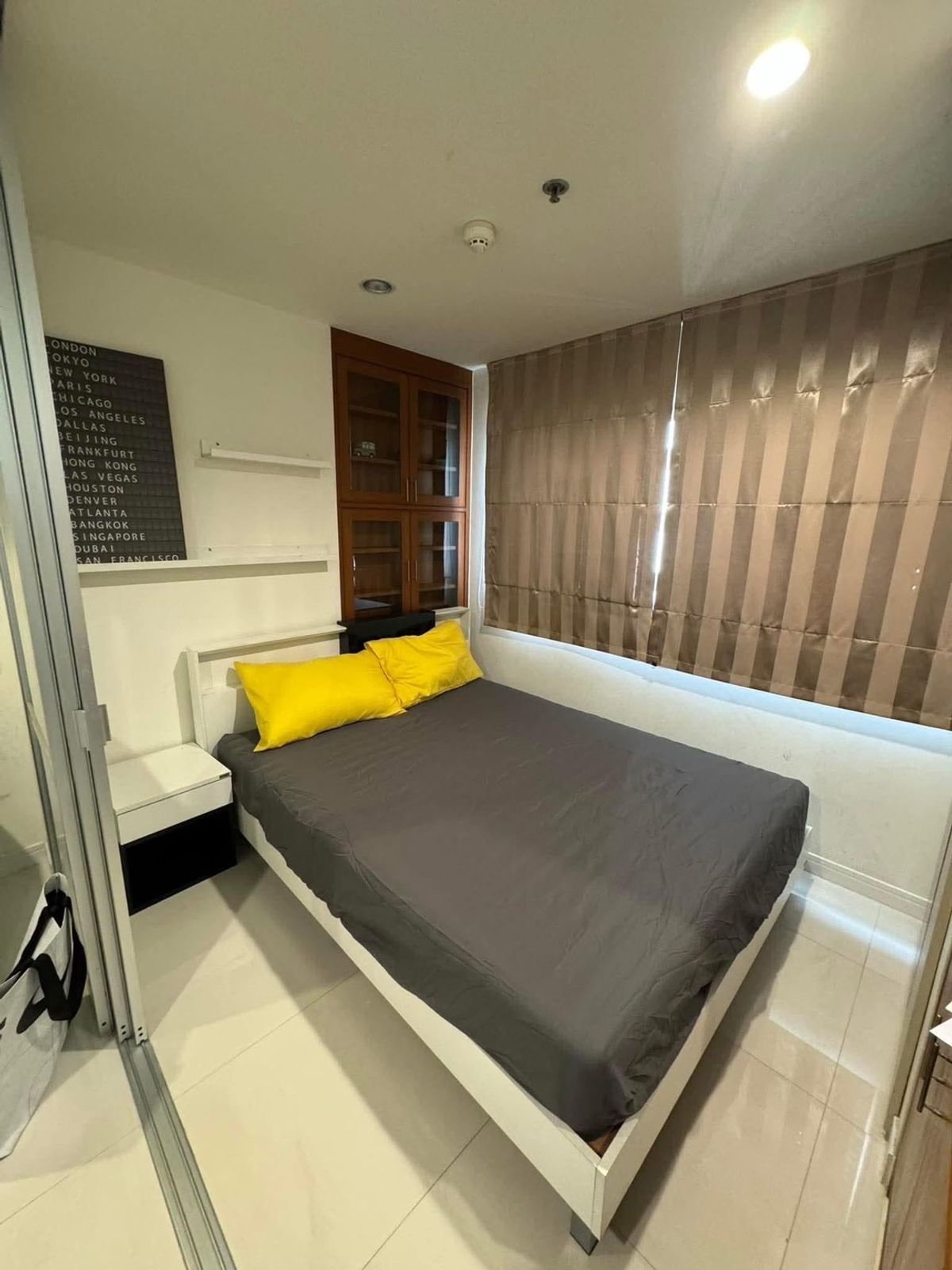 For RentCondoBangna, Bearing, Lasalle : Lumphini Mega Condo for Rental, Mega City, Bang Na Floor/Building: 12 Building: D Room size: 25 sq.m. Price: 8,000 baht. Nearby places: mega bangna