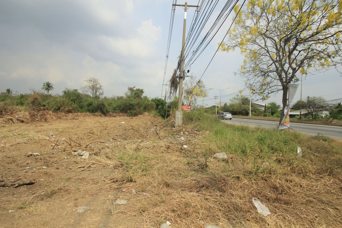 ขายที่ดินนครปฐม : ที่ดินนครปฐมติดถนนมาลัยแมน กำแพงแสน 7-2-56.7 ไร่ ติดถนนทั้งหน้าหลัง ใกล้ทางด่วนกาญจนบุรี - บางใหญ่ มหาวิทยาลัยราชภัฏนครปฐม 32ล้าน  