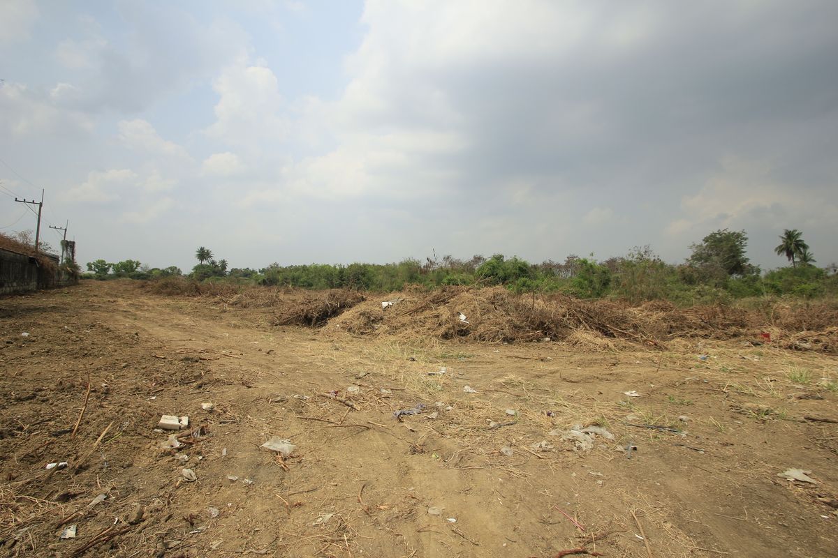 ขายที่ดินนครปฐม : ที่ดินนครปฐมติดถนนมาลัยแมน กำแพงแสน 7-2-56.7 ไร่ ติดถนนทั้งหน้าหลัง ใกล้ทางด่วนกาญจนบุรี - บางใหญ่ มหาวิทยาลัยราชภัฏนครปฐม 32ล้าน  