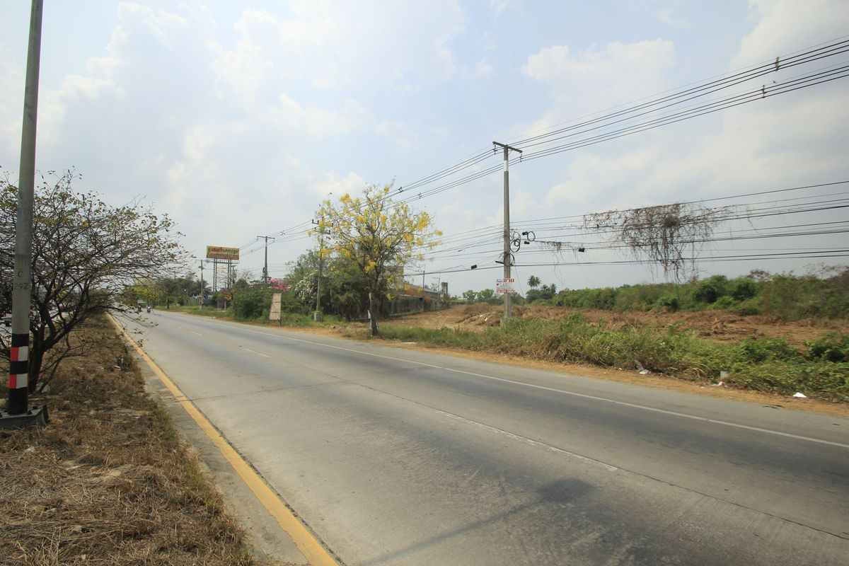 ขายที่ดินนครปฐม : ที่ดินนครปฐมติดถนนมาลัยแมน กำแพงแสน 7-2-56.7 ไร่ ติดถนนทั้งหน้าหลัง ใกล้ทางด่วนกาญจนบุรี - บางใหญ่ มหาวิทยาลัยราชภัฏนครปฐม 32ล้าน  