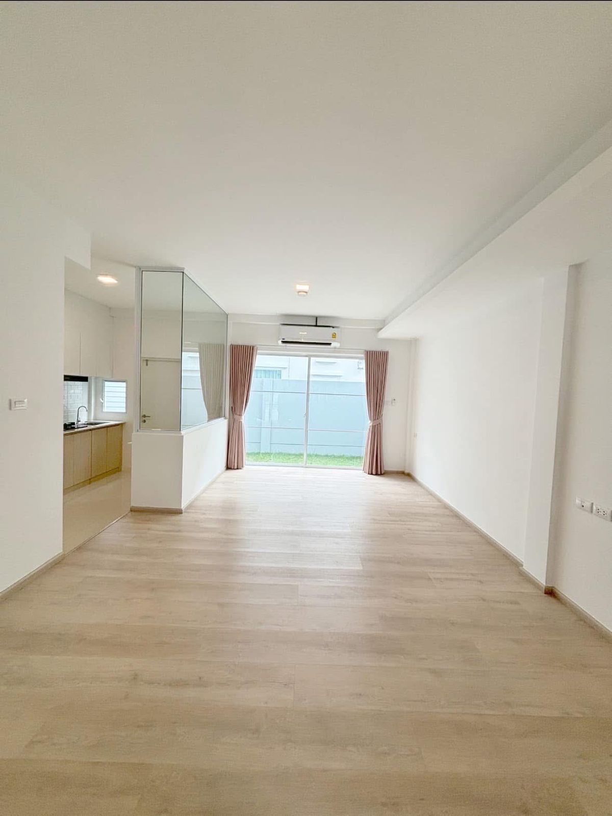 ให้เช่าบ้านบางนา แบริ่ง ลาซาล : 💥ForRent💥 3Bed • Indy2 Bangna-Ramkhamhang 2 🏡 Near Mega Bangna‼️ Ready to move in ‼️