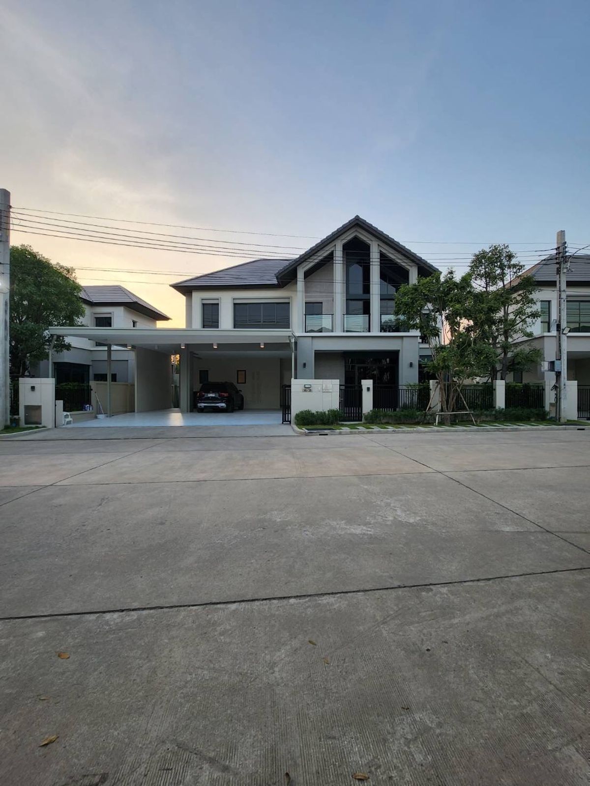 For RentHouseNawamin, Ramindra : H0647♛ Rent a single house 6 bedrooms ⚝ Ram Inthra ♜ Avenue Sai ∞099-5919653,065-9423251▚Line@surresidence