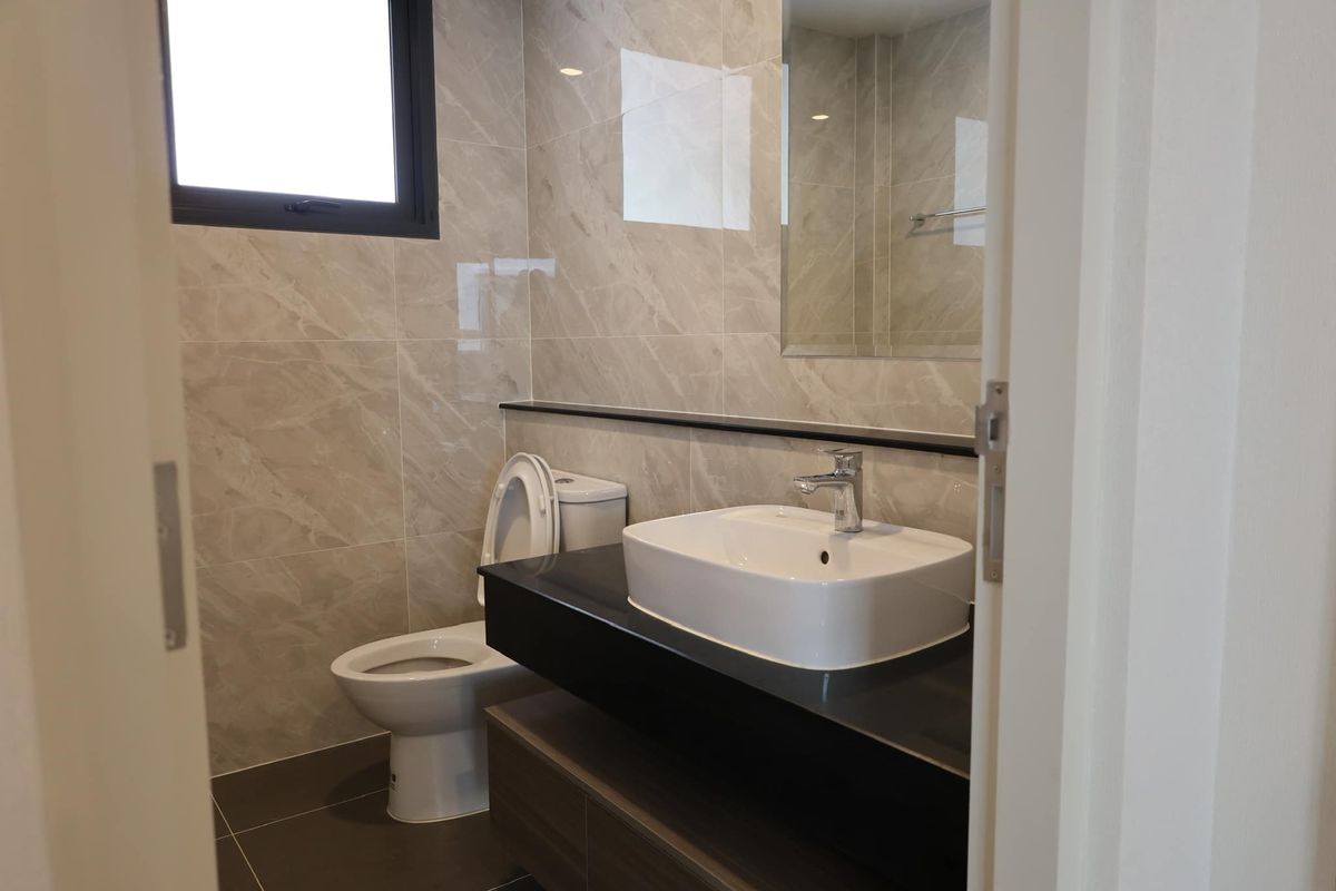 บ้านนวมินทร์ รามอินทรา : ✨ขายด่วน บ้านเดี่ยวหรูติดทางด่วน 4ห้องนอน 1ห้องแม่บ้าน เฟอร์นิเจอร์ตกแต่งครบ เดินทางสะดวก พร้อมเข้าอยู่