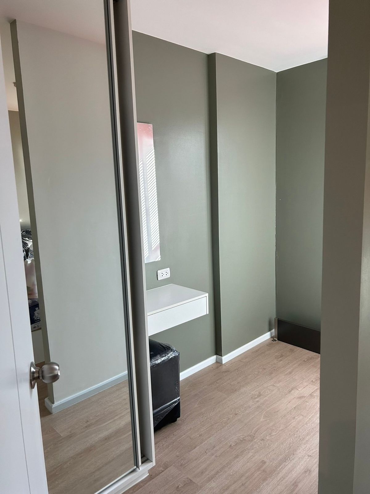 ขายคอนโดเสรีไทย-นิด้า : Sale condo iCondo Serithai Green Space (ไอคอนโด เสรีไทย กรีนสเปซ) ขาย ห้องหัวมุม (S03-1470) 