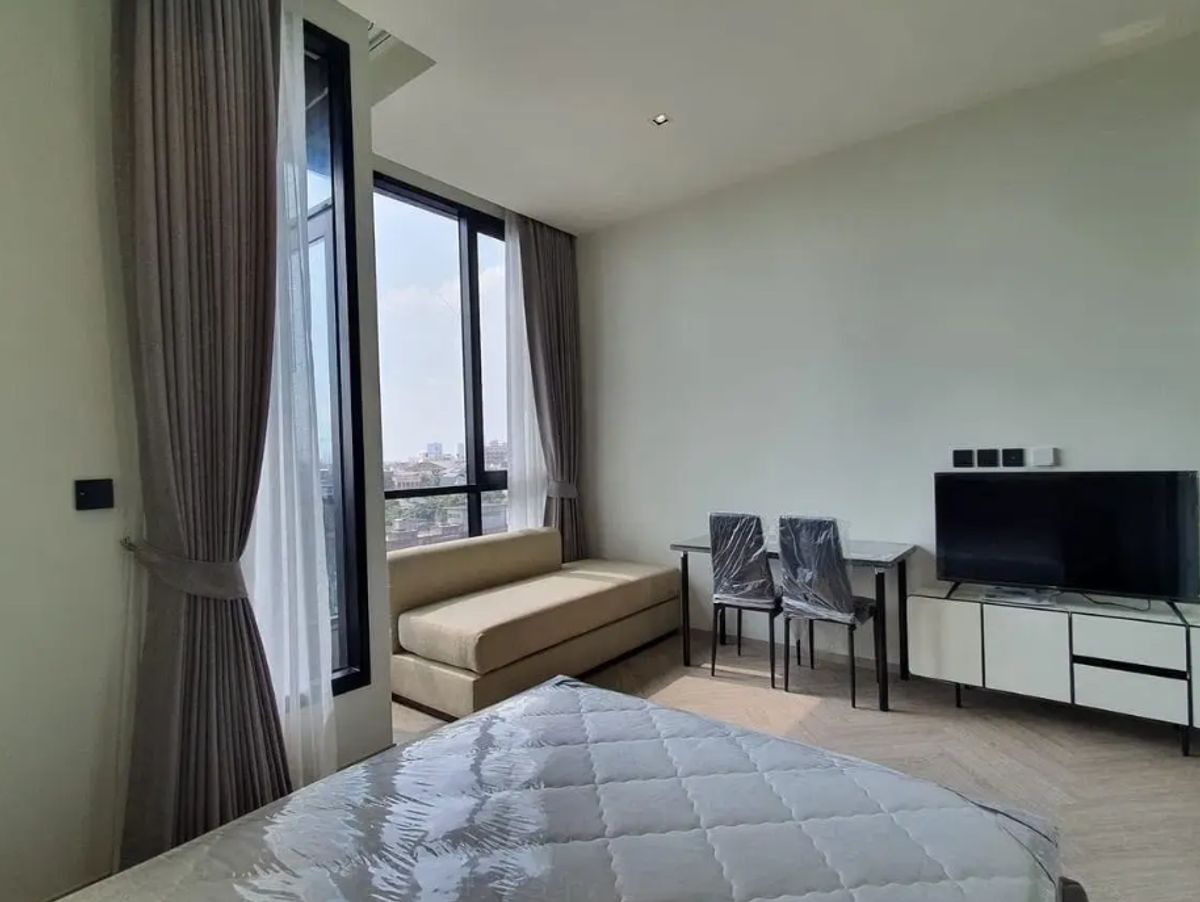 For RentCondoWongwianyai, Charoennakor : Rent 🔥 Chapter Charoennakhon - Riverside 🔥 Furniture and electrical appliances near BTS Krung Thon Buri