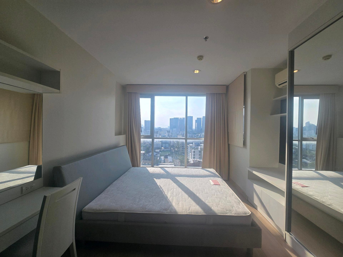 ให้เช่าคอนโดลาดพร้าว เซ็นทรัลลาดพร้าว : ปล่อยเช่า 1 ห้องนอน 40 ตรม ราคา 15,000 บาท สนใจนัดชม 0649353596