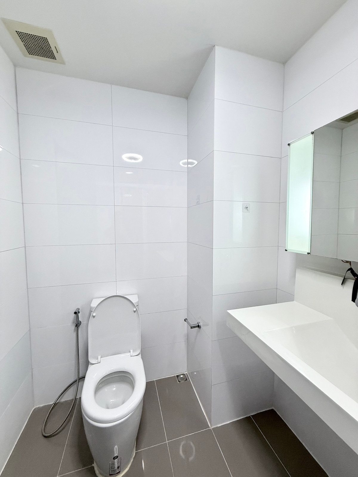 For RentCondoRatchadapisek, Huaikwang, Suttisan : ✨ Rhythm Ratchada ✨ Ready to move in‼️ Condo next to MRT Ratchadaphisek, fully furnished with complete electrical appliances (No.260225)