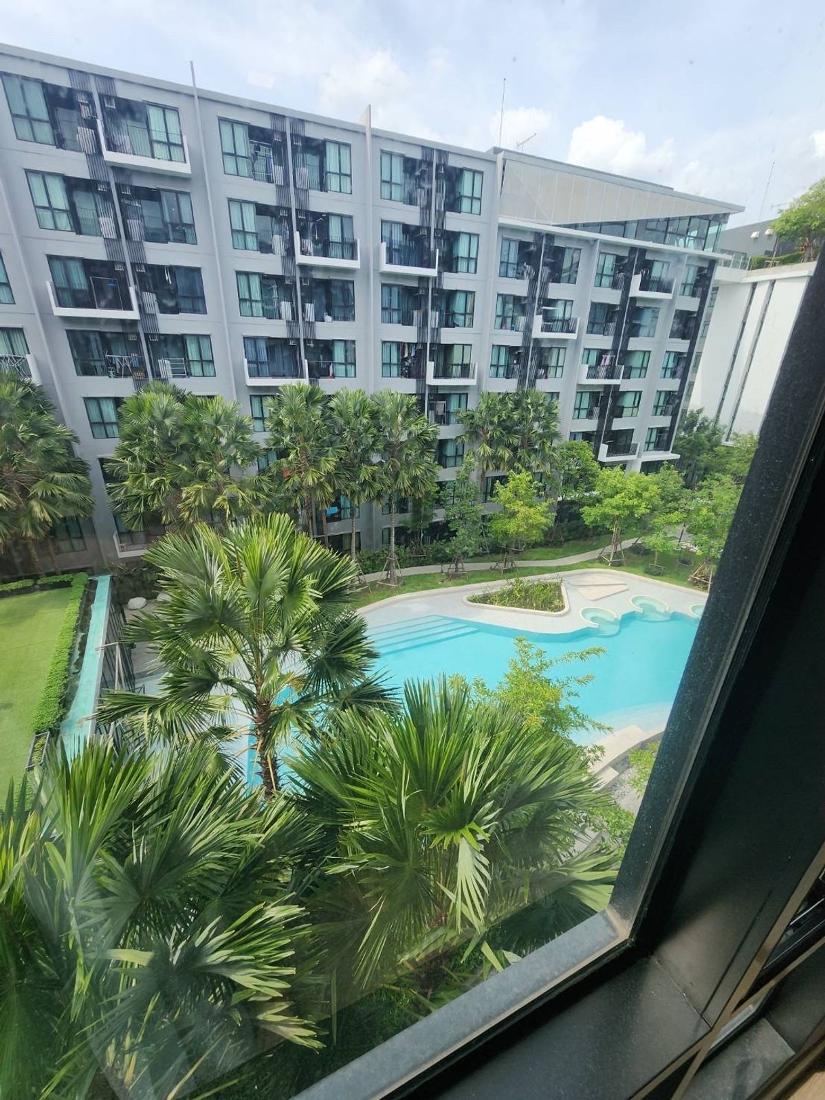 For RentCondoPathum Thani,Rangsit, Thammasat : KTS224📌 Rental of Kave Town Space, Building A, Floor 5, Swimming Pool View