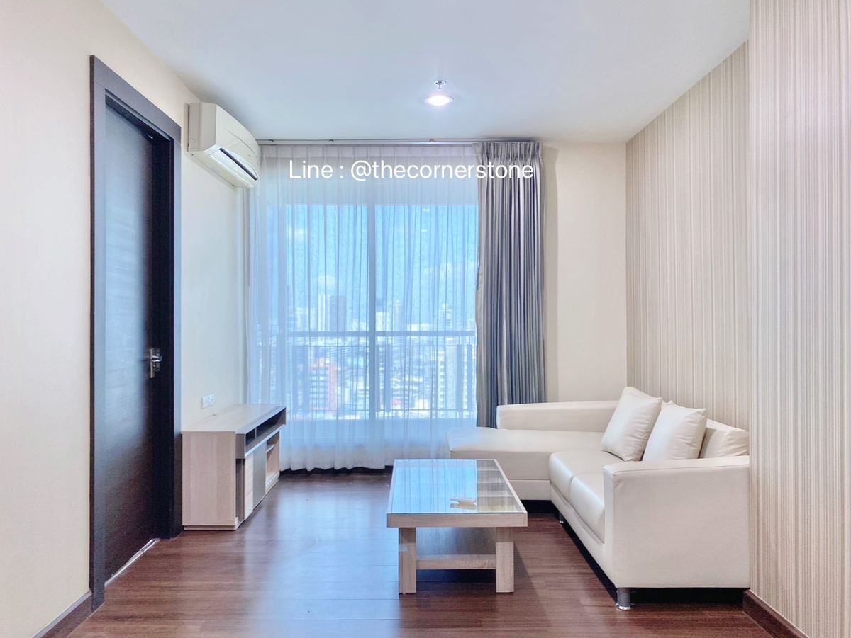 ให้เช่าคอนโดรัชดา ห้วยขวาง : Ready to move in ✨ 𝐑𝐡𝐲𝐭𝐡𝐦 𝐑𝐚𝐭𝐜𝐡𝐚𝐝𝐚✨ เฟอร์นิเจอร์ และเครื่องใช้ไฟฟ้าครบ พร้อมเข้าอยู่ ห้องสวย ทำเลดีเดินทางสะดวก อยู่ใกล้ MRT รัชดา No.573/10