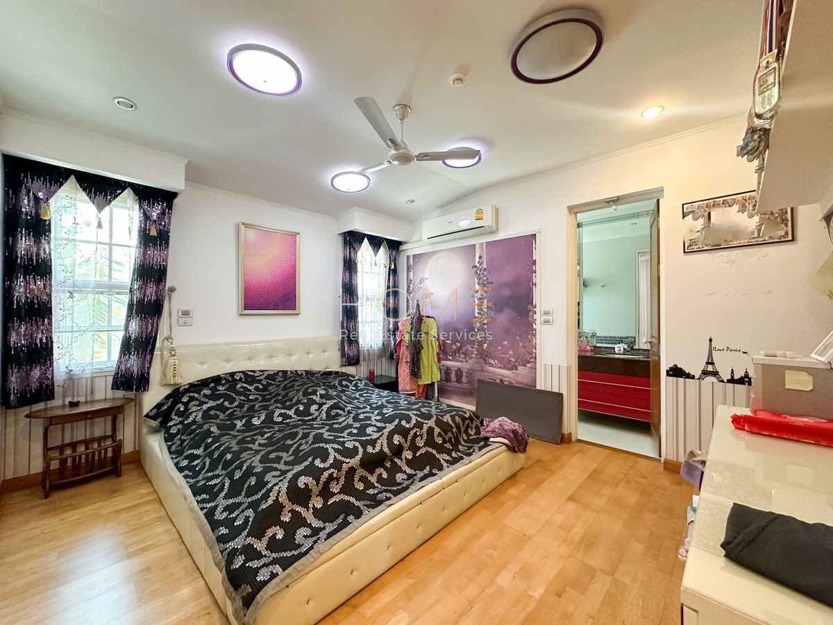 For SaleHousePinklao, Charansanitwong : Golden Heritage / 4 Bedrooms (Sale), Golden Heritage / 4 Bedrooms (For Sale) BALL138