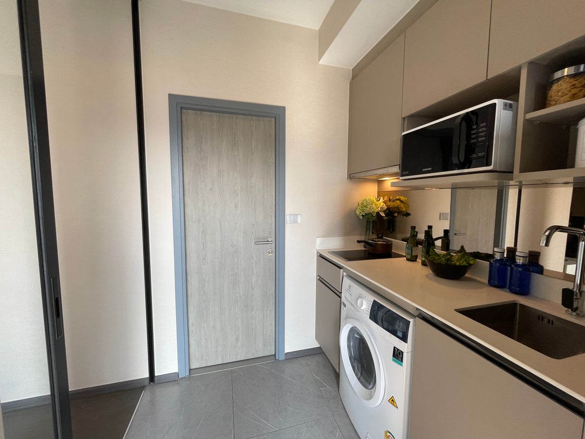 For SaleCondoKhlongtoei, Kluaynamthai : Luxury condo for sale, COCO Parc Rama 4 by Dusit Hospitality, luxury condominium with 5-star Dusit service | next to MRT Khlong Toei (0 m.) | fully furnished | Prime CBD Rama 4