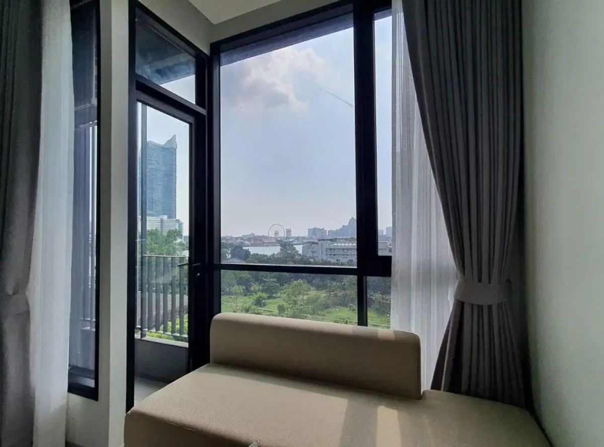 For RentCondoWongwianyai, Charoennakor : Rent 🔥 Chapter Charoennakhon - Riverside 🔥 Furniture and electrical appliances near BTS Krung Thon Buri