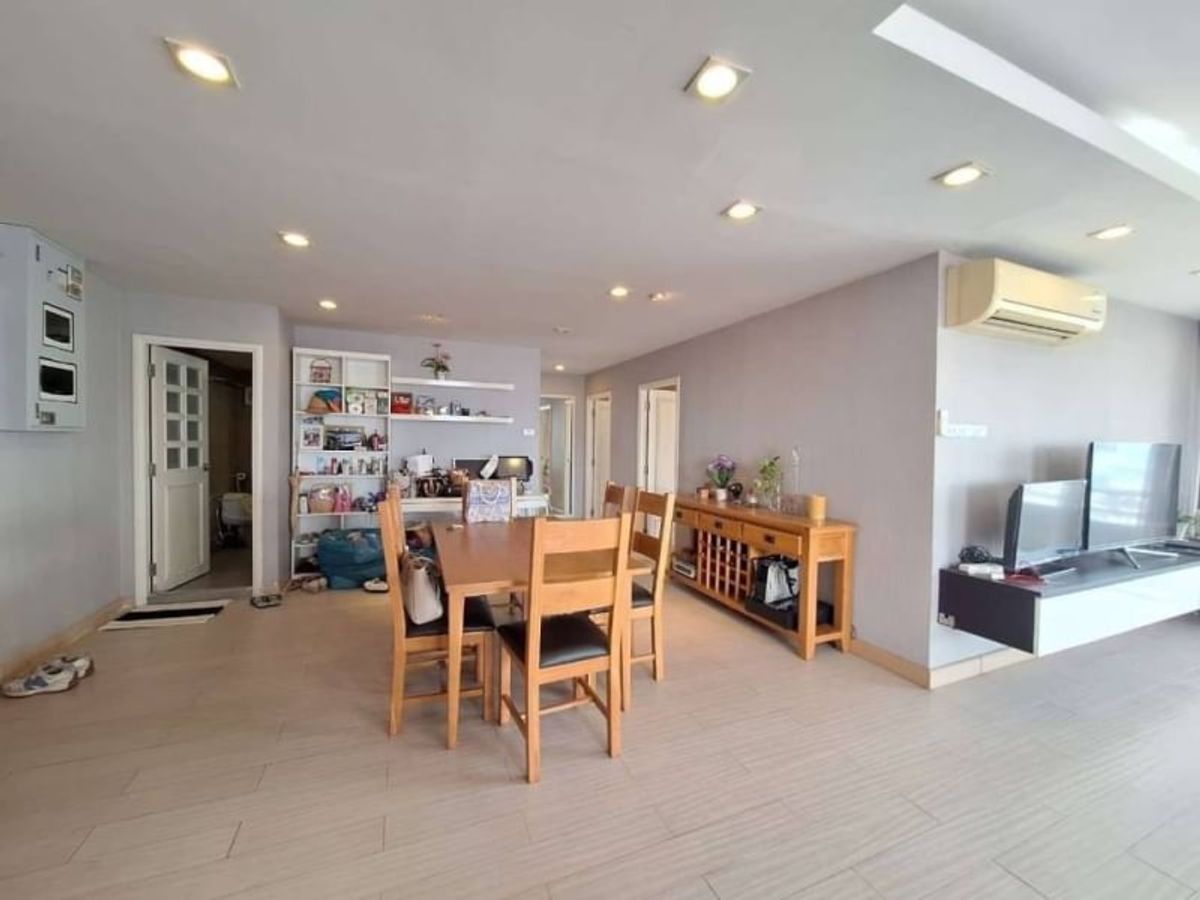 For SaleCondoRatchadapisek, Huaikwang, Suttisan : 🎄🎄🎄 [For Sale] 3Bedrooms Condo 🛁W. Bathtub 🚩𝐒𝐫𝐢𝐯𝐚𝐫𝐚 𝐌𝐚𝐧𝐬𝐢𝐨𝐧 𝟏🚅 600 m. MRT Thailand Cultural Center
