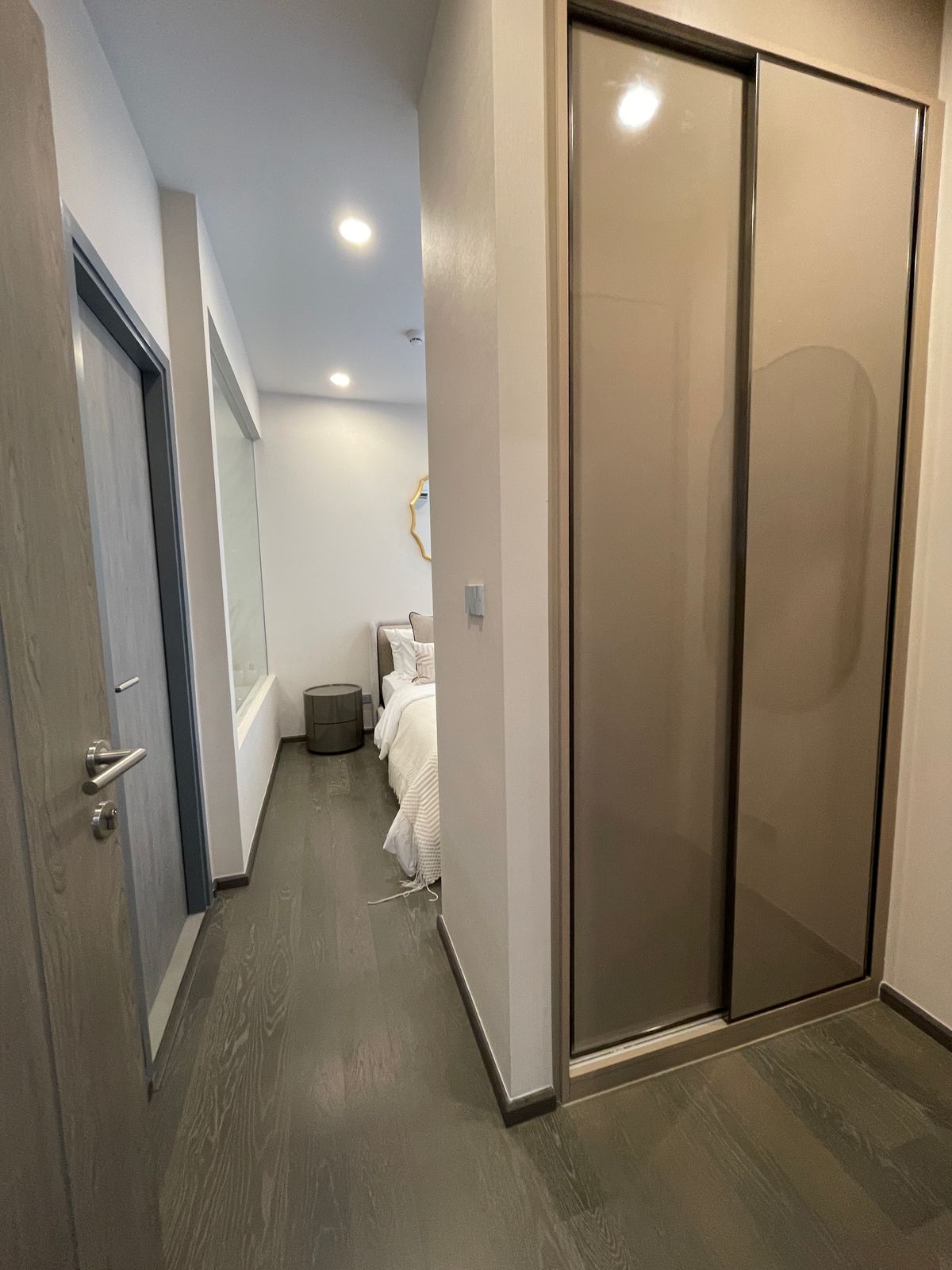 For SaleCondoKhlongtoei, Kluaynamthai : Luxury Luxury Condo for sale, Rama 4 Road, near MRT Khlong Toei 0 m. Condo Coco Park, Floor 12, Size 49.60 sq.m., 1 bedroom, 1 bathroom near the Chalerm Mahanakorn Expressway. With a 5 -star service from Dusit Hotel