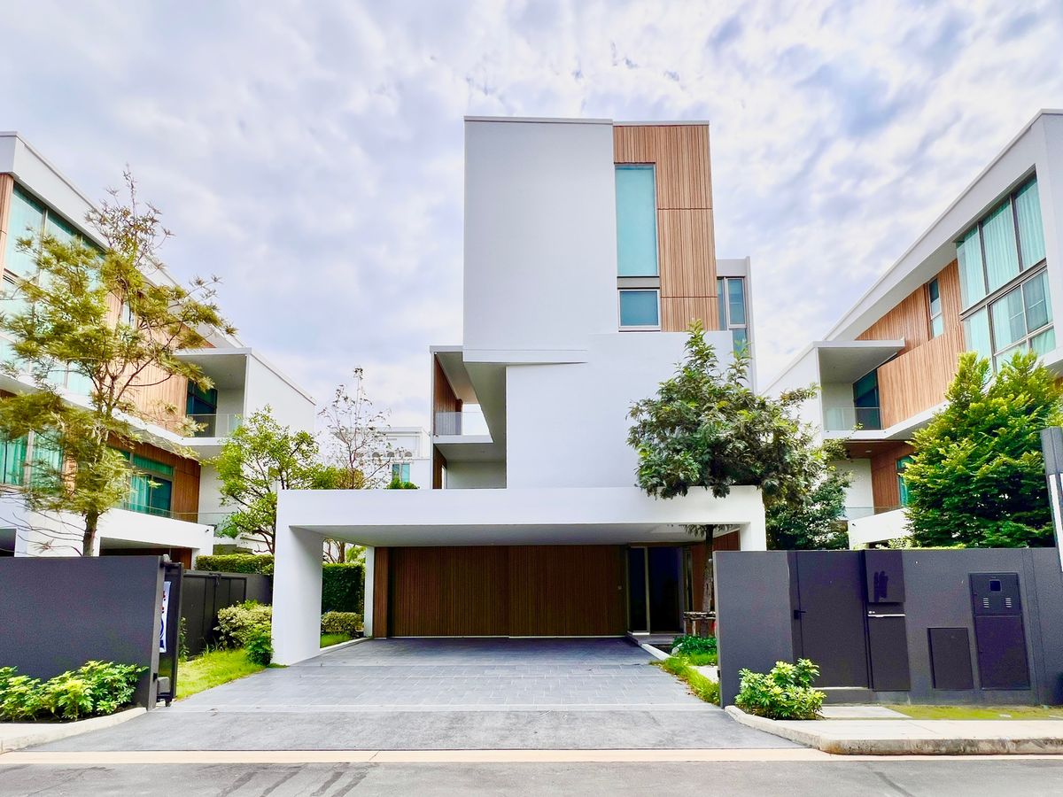 ขายบ้านพัฒนาการ ศรีนครินทร์ : บ้านเดี่ยว VIVE พระราม9 modern Japanese 3 ชั้น 3 นอน 4 น้ำ บ้านใหม่ พร้อมอยู่