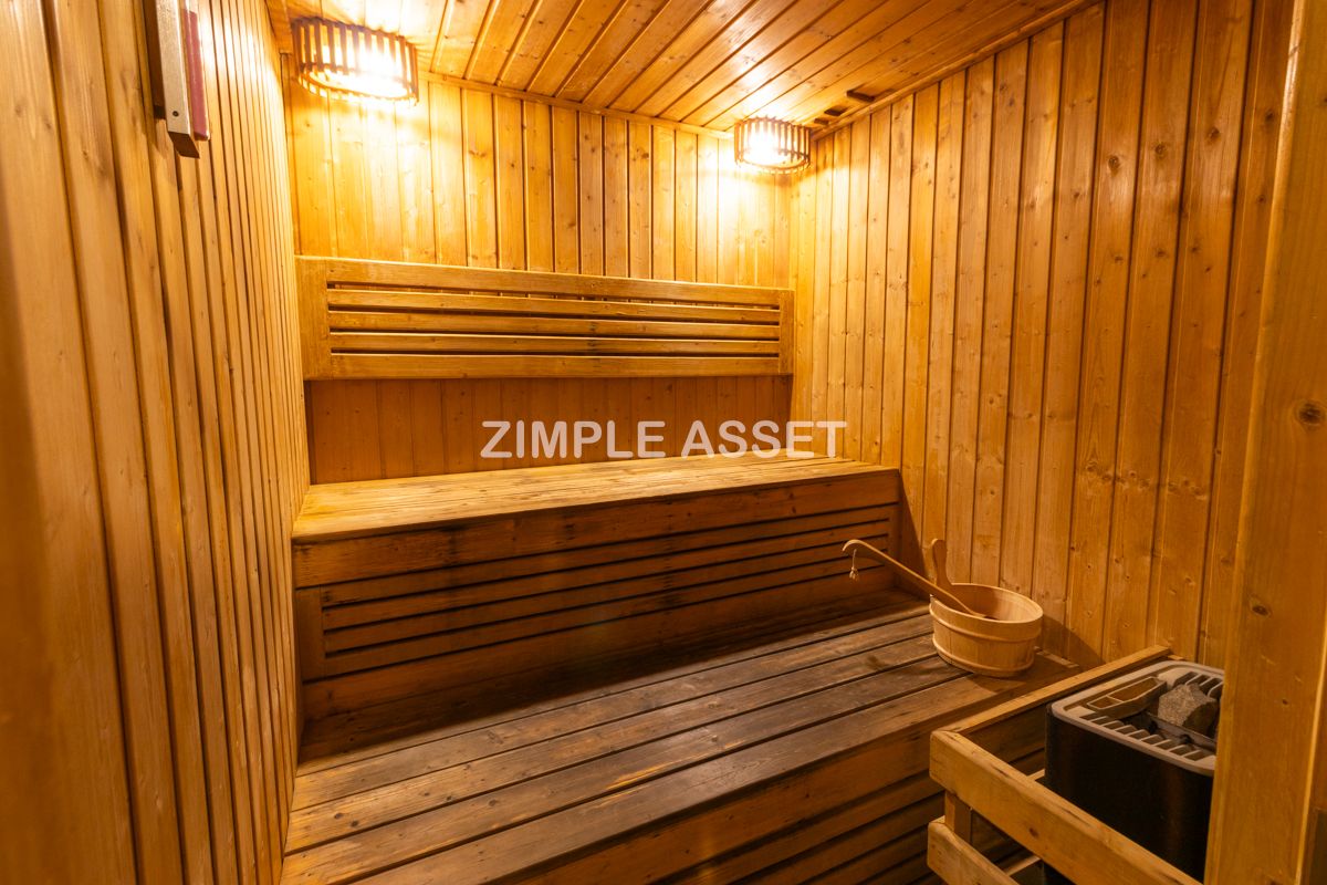 ให้เช่าสุขุมวิท อโศก ทองหล่อ : Line : @zimple_asset  โรงแรมบนถนนสุขุมวิท ติดEmsphere ให้บริการห้องพักในระดับ4ดาว พร้อมด้วยสิ่งอำนวยความสะดวกมากมาย ใกล้แหล่งช้อปปิ้งและใจกลางแหล่งธุรกิจของกรุงเทพ