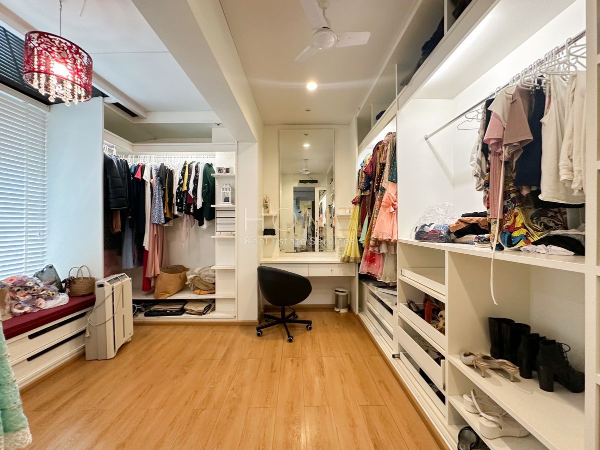 For SaleHousePinklao, Charansanitwong : Golden Heritage / 4 Bedrooms (Sale), Golden Heritage / 4 Bedrooms (For Sale) BALL138