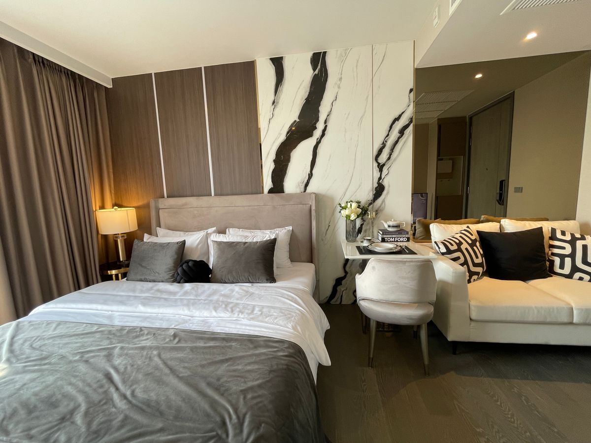 For SaleCondoKhlongtoei, Kluaynamthai : Luxury condo for sale, COCO Parc Rama 4 by Dusit Hospitality, luxury condominium with 5-star Dusit service | next to MRT Khlong Toei (0 m.) | fully furnished | Prime CBD Rama 4