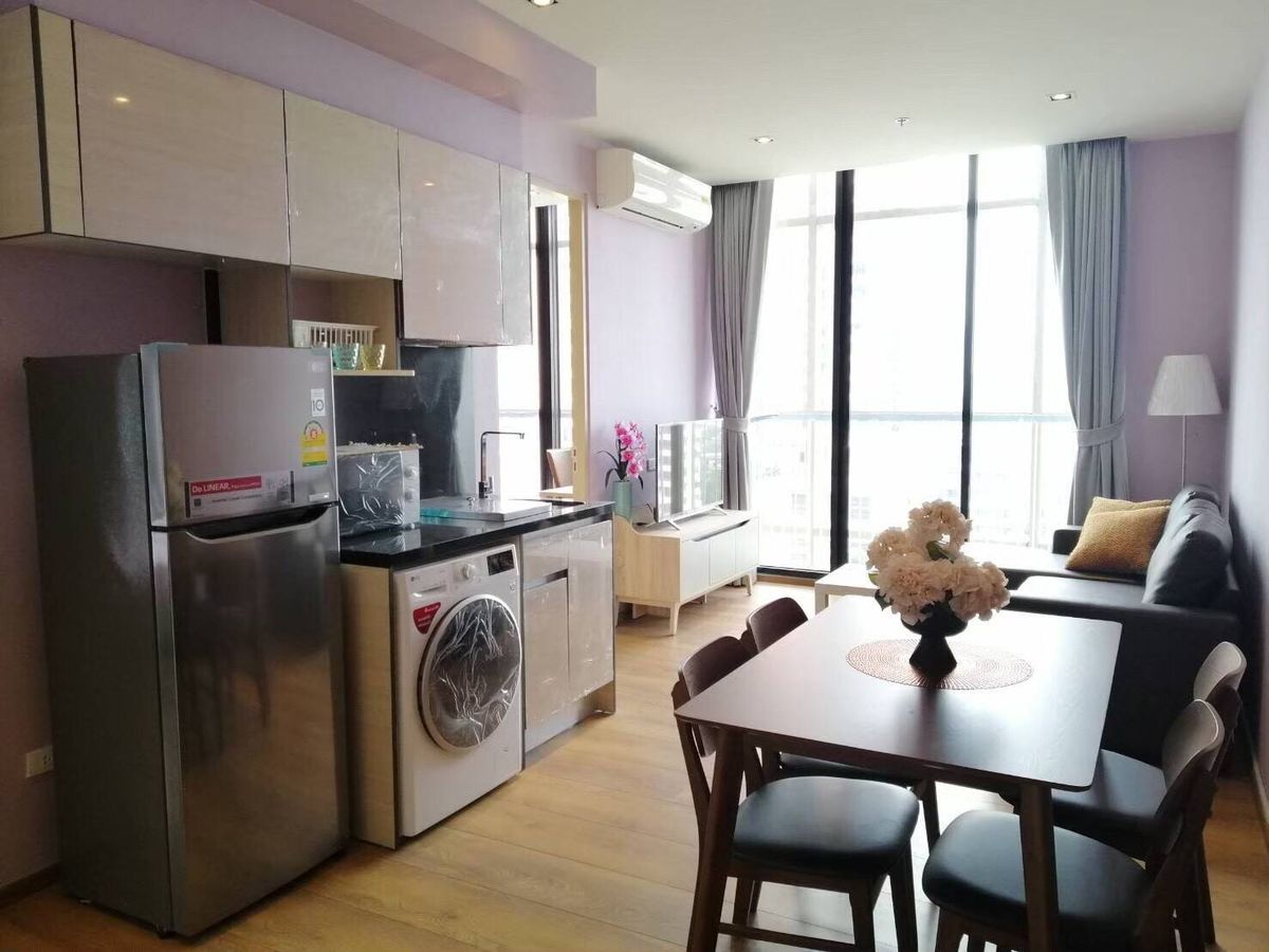 ให้เช่าคอนโดสุขุมวิท อโศก ทองหล่อ : !! ห้องสวย ให้เช่าคอนโด Park 24 ใกล้ BTS พร้อมพงษ์