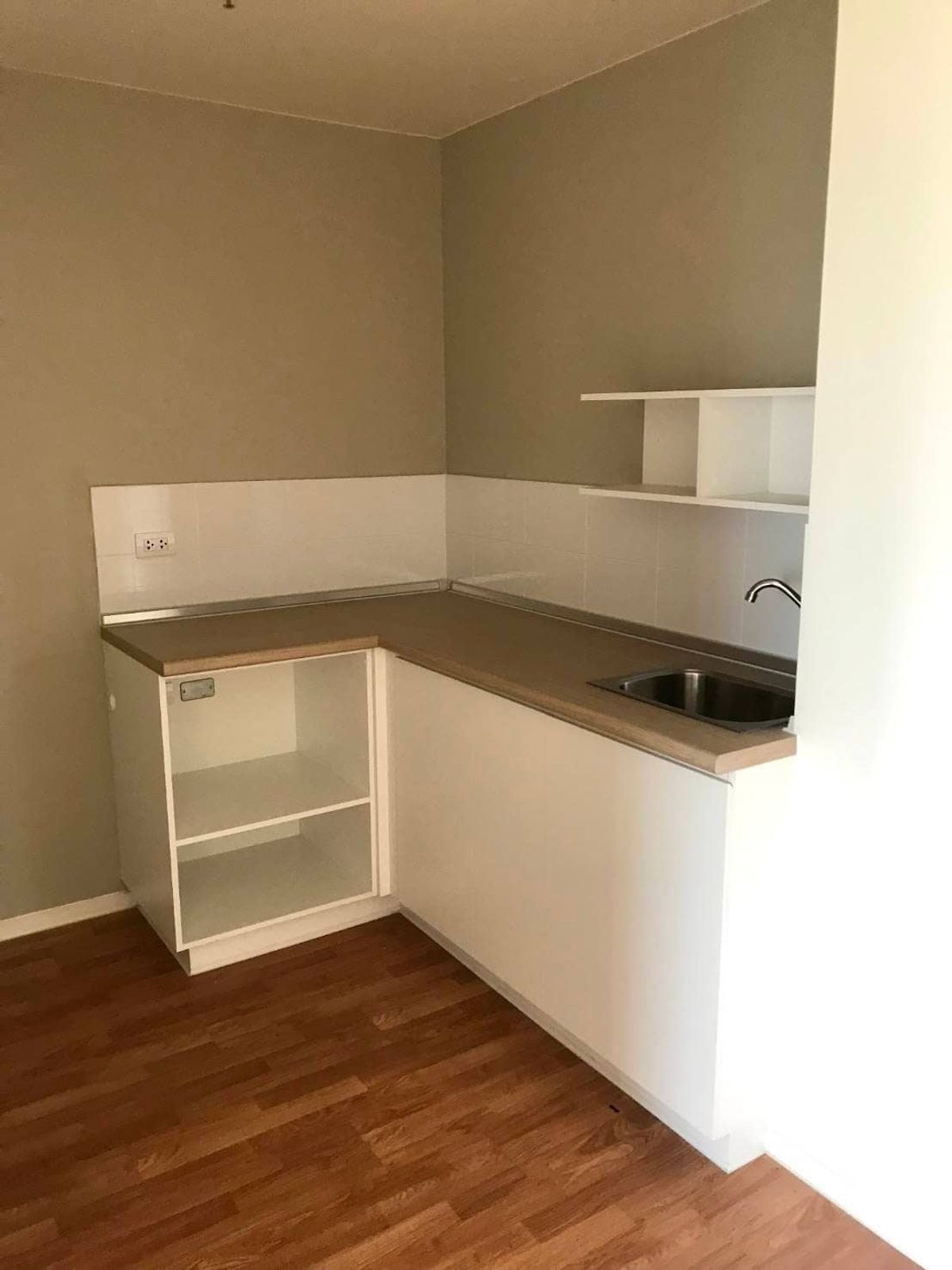 For SaleCondoRama5, Ratchapruek, Bangkruai : Urgent sale ✨ Lumpini Ville Nakhon in - Reverview ✨ Near MRT Purple Line, Tiwanon Intersection (PS63129)