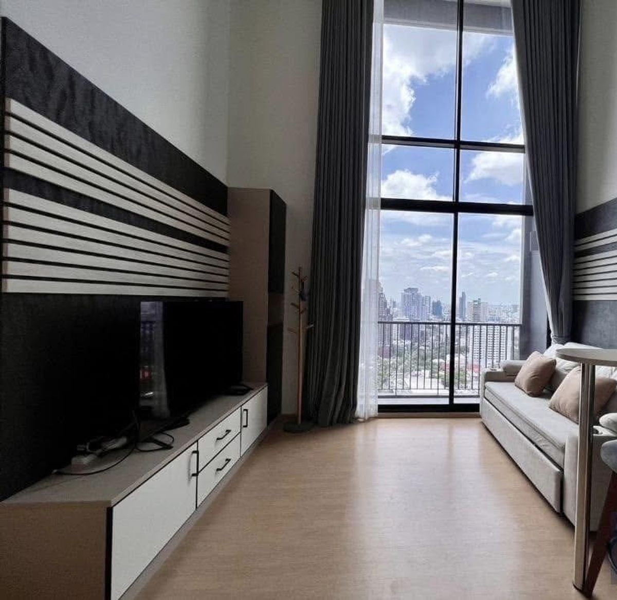 For SaleCondoSukhumvit, Asoke, Thonglor : 🚩𝘍𝘰𝘳 🔥 Maru Ekkamai ✅Duplex